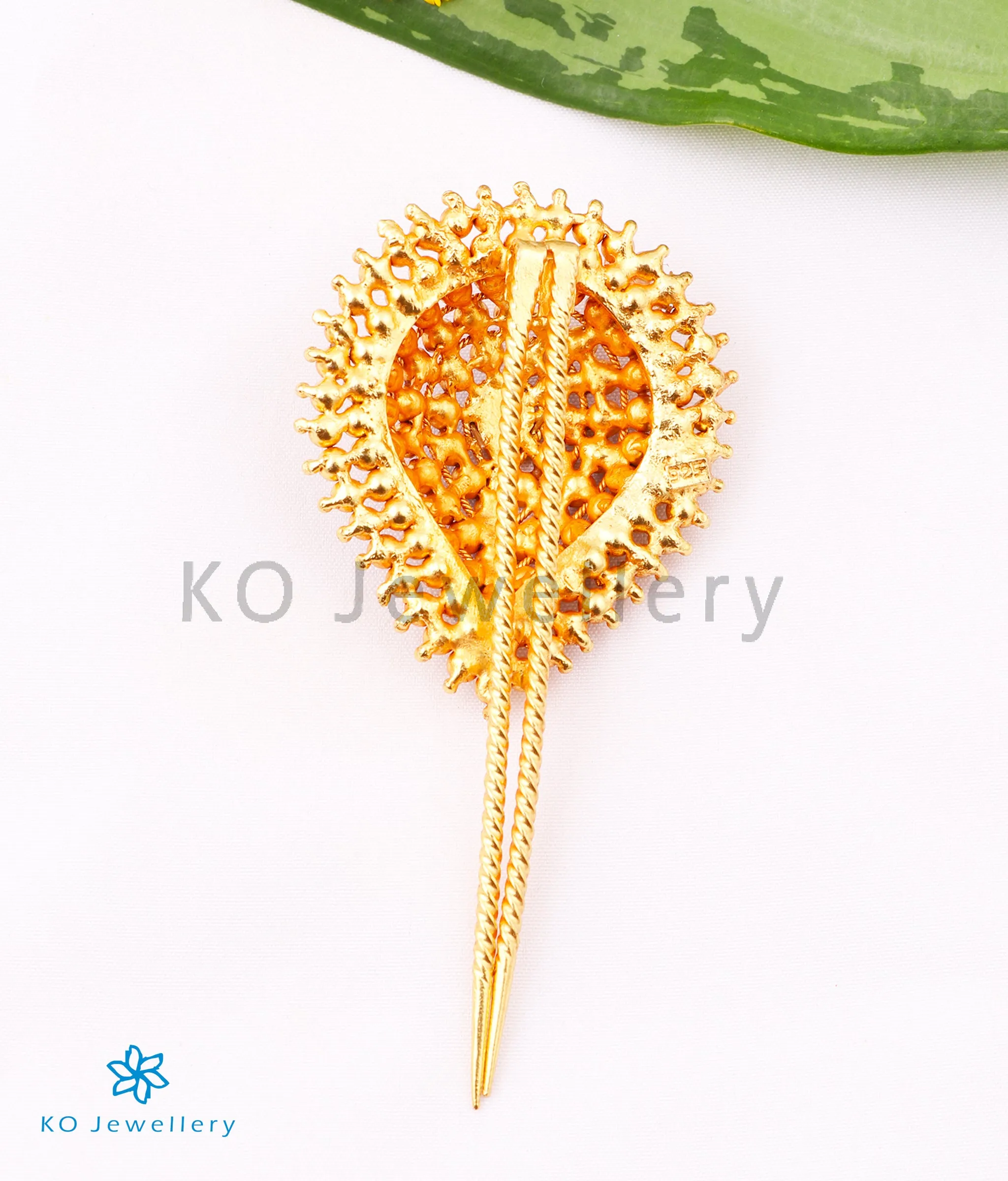 The Amuda Silver Kemp Hair Pin